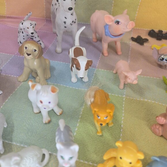 Vintage Miniature Animal Figurines Lot – Mixed Materials & Styles - Picture 6 of 8